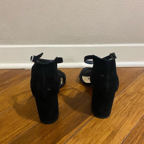 Black Suede Block Heel - Picture 4 of 7